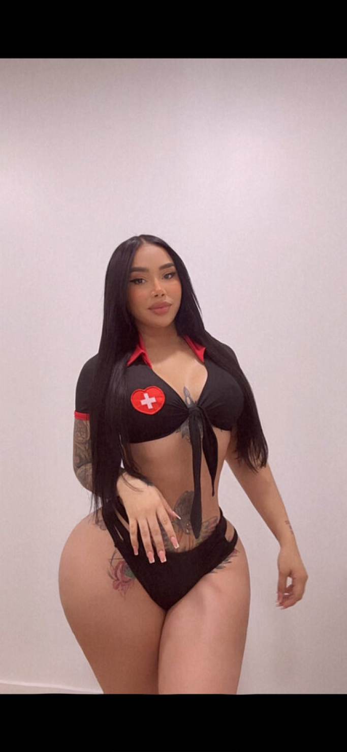 Adore la sur Mikaela fuente mikalafuente Adore la sur Mikaela fuente mikalafuente
