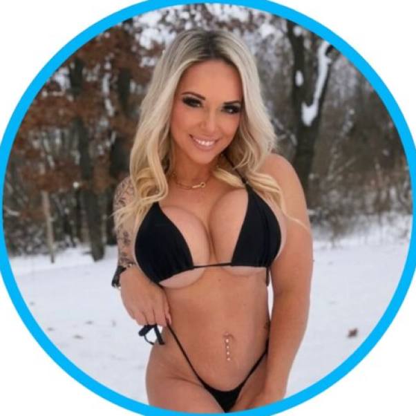 Alemia Rojas - Porn Photos & Videos Alemia Rojas - Porn Photos & Videos