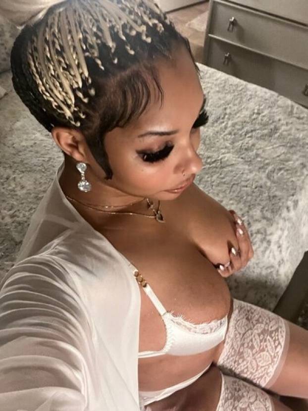 Bibividi / phoebe101089 / the.bibividi Nude OnlyFans Photo #12 Insights 551 Bibividi / phoebe101089 / the.bibividi Nude OnlyFans Photo #12 Insights 551