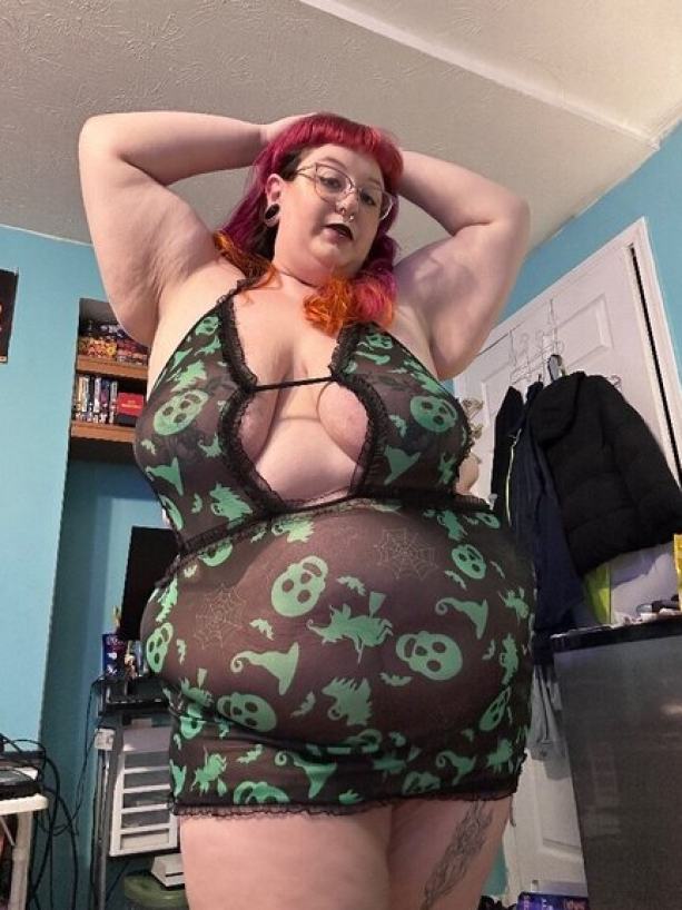 Big Titted Amateur Morgpie Loves Slurping Cock Big Titted Amateur Morgpie Loves Slurping Cock