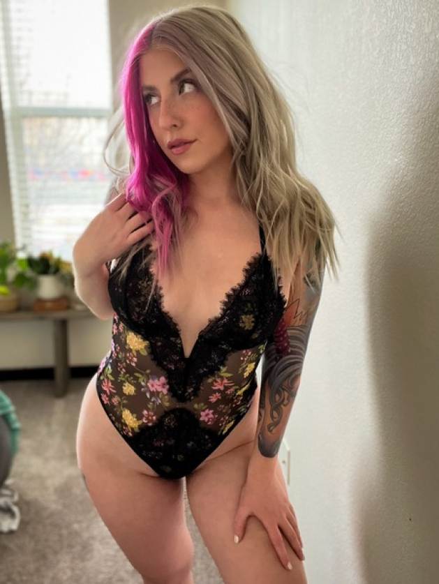 Blondiii_viviii / blonde_vivi Nude Leaks OnlyFans - Fapello Insights 968 Blondiii_viviii / blonde_vivi Nude Leaks OnlyFans - Fapello Insights 968