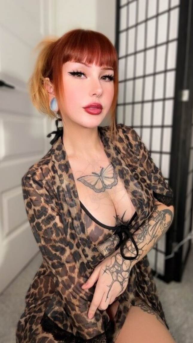 Britishbaddie / Ellieapples / Elliesapplepie Nude Leaked ... Overview 192 Britishbaddie / Ellieapples / Elliesapplepie Nude Leaked ... Overview 192