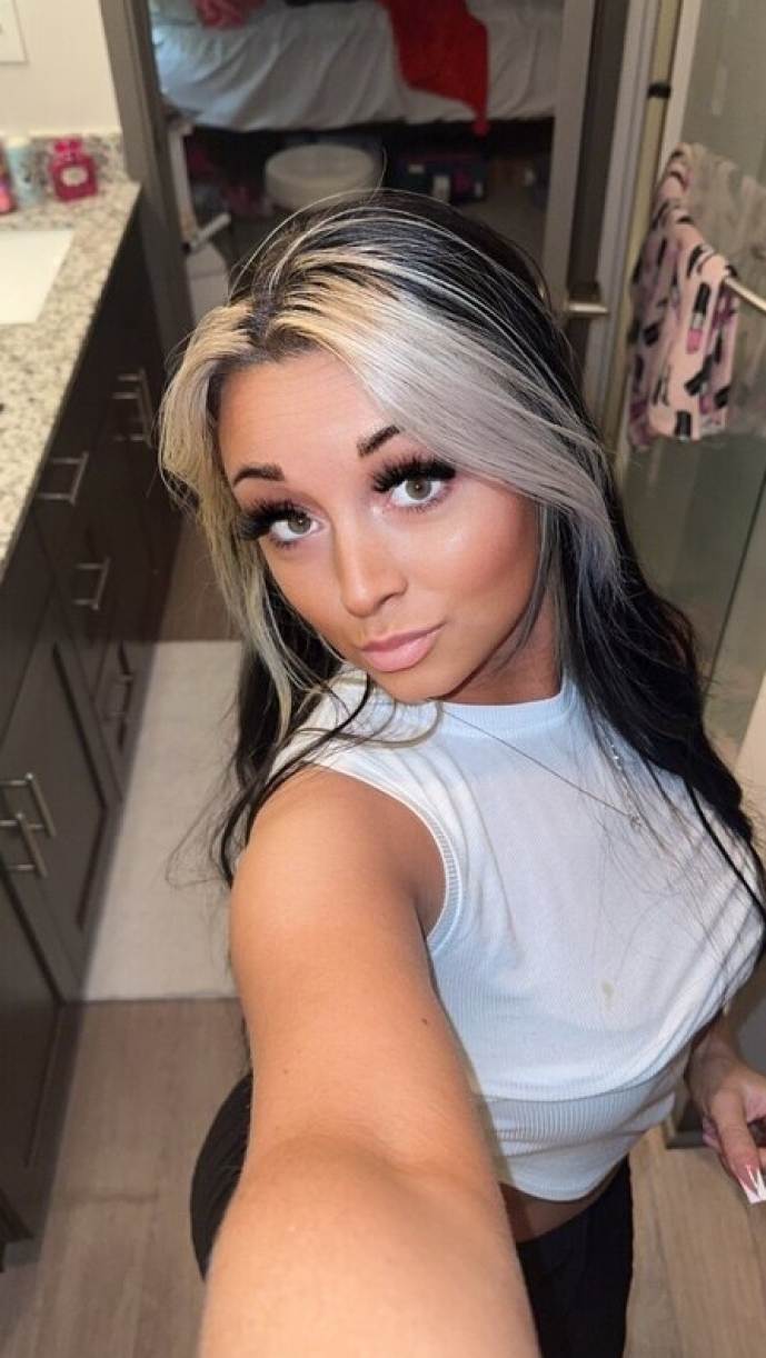 Cardi B Nude Scenes & Photos Cardi B Nude Scenes & Photos