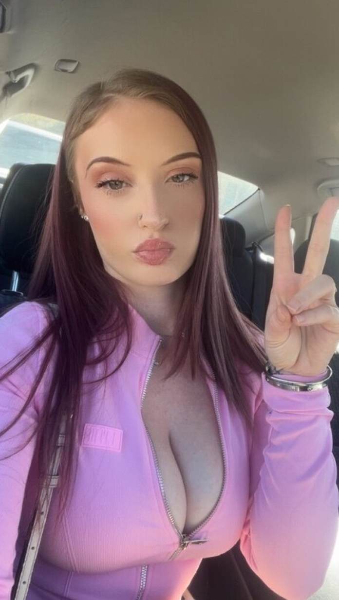 Carmela Fappello (@fappellocarmela) Carmela Fappello (@fappellocarmela)