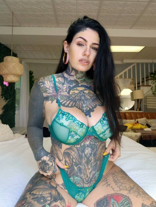 CelebMasta - Celebrity Nudes Photos and Videos CelebMasta - Celebrity Nudes Photos and Videos