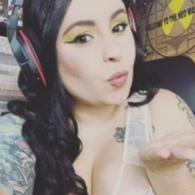 Cynthia @cynthiajadebabe - Twitter Profil Facts 133 Cynthia @cynthiajadebabe - Twitter Profil Facts 133