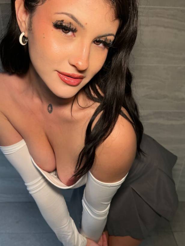 D'Amelio non-nude sexy sur else having issues deleting D'Amelio non-nude sexy sur else having issues deleting