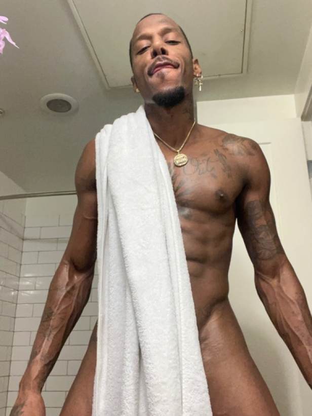 Doja Cat Shows Off Massive Back Tattoo in Topless Pic Info 484 Doja Cat Shows Off Massive Back Tattoo in Topless Pic Info 484
