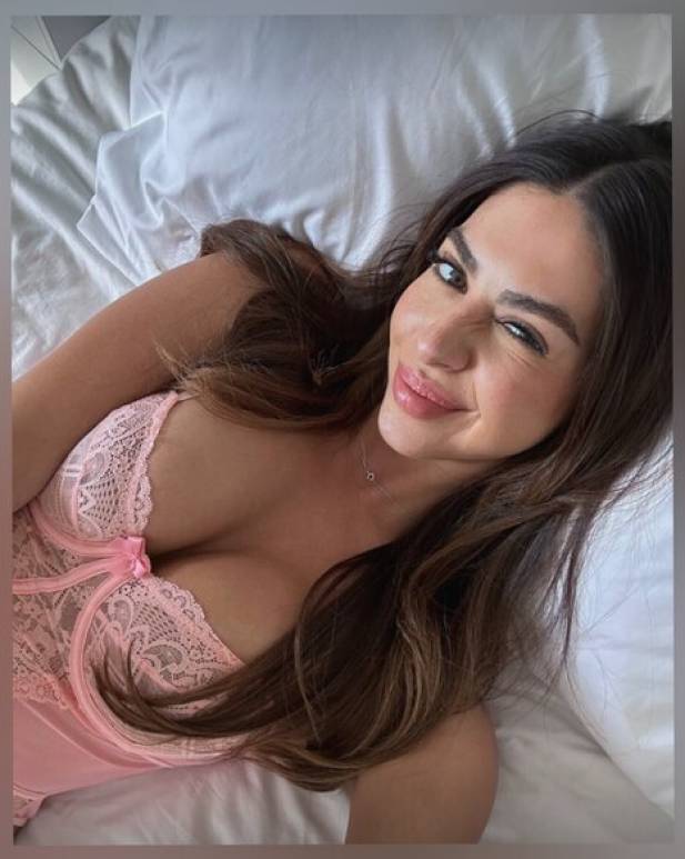 Ellie Handygirl / Ellie_handygirl_18 Nude Photo #18 - NudoStar Ellie Handygirl / Ellie_handygirl_18 Nude Photo #18 - NudoStar
