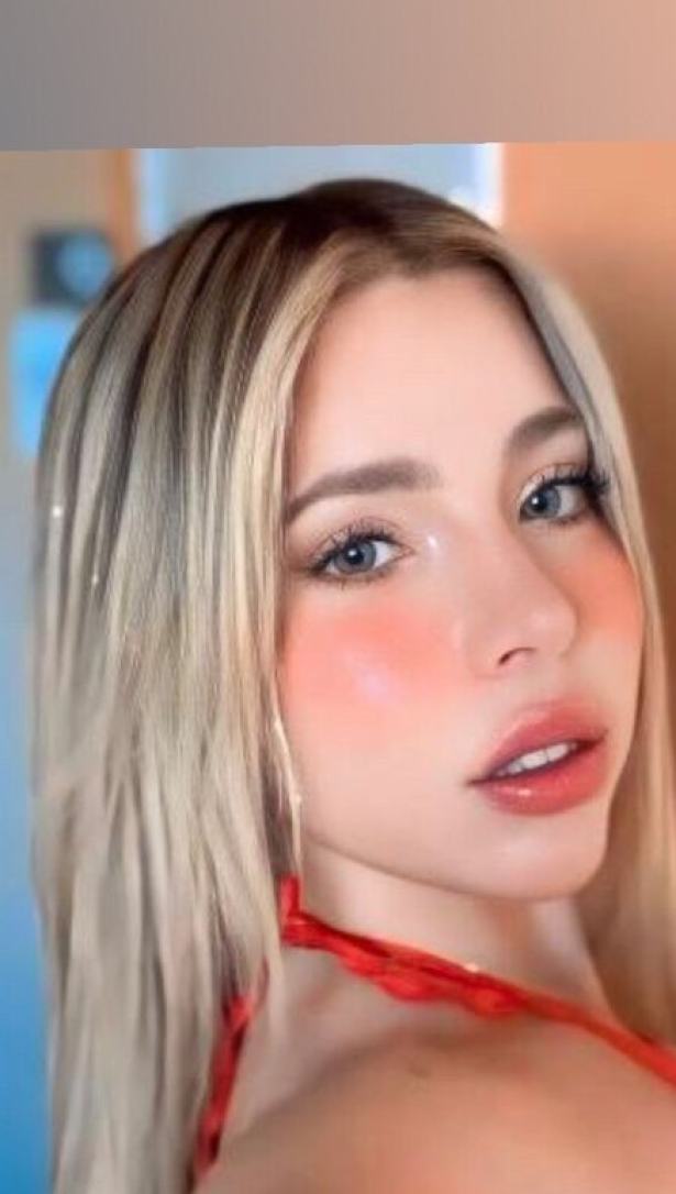 Hayley Davies (@itshayleydavies) Details 821 Hayley Davies (@itshayleydavies) Details 821