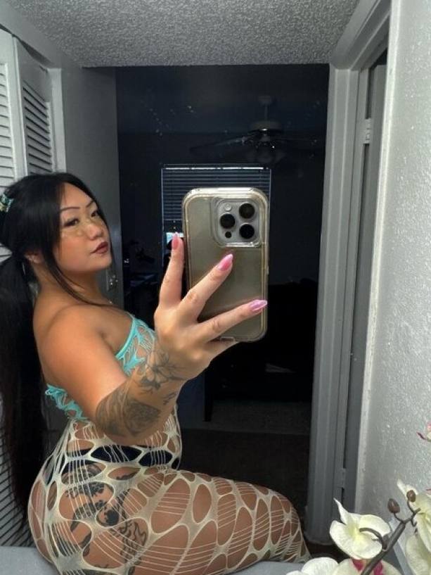 Helayna Marie (@omghelayna) Info 640 Helayna Marie (@omghelayna) Info 640