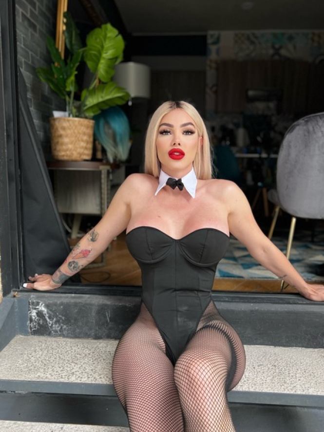 Her boobs in this r/kallmekris Her boobs in this r/kallmekris