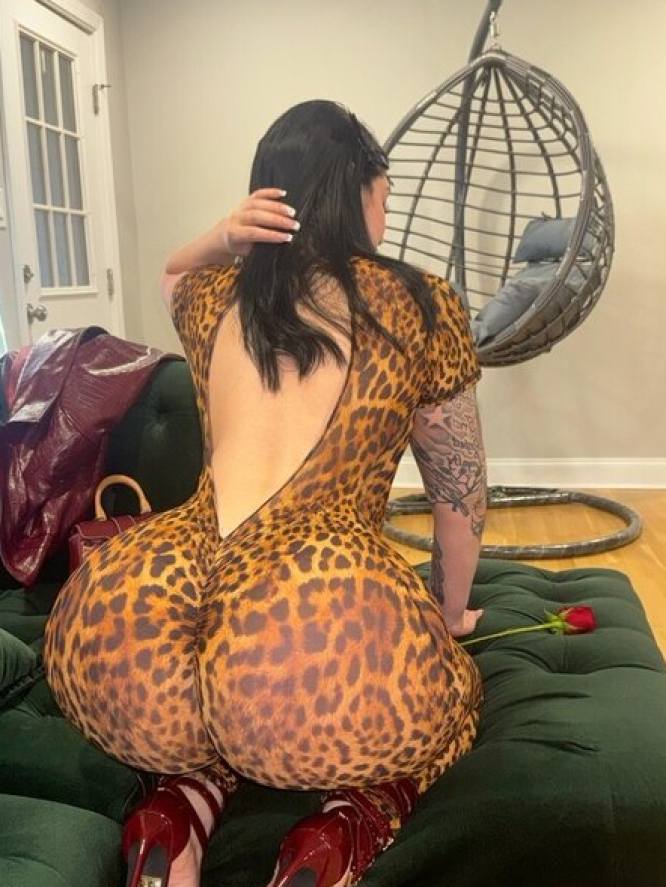 Kittyyumiko21 Nude Leaks OnlyFans pour of 1 Fatally Kittyyumiko21 Nude Leaks OnlyFans pour of 1 Fatally