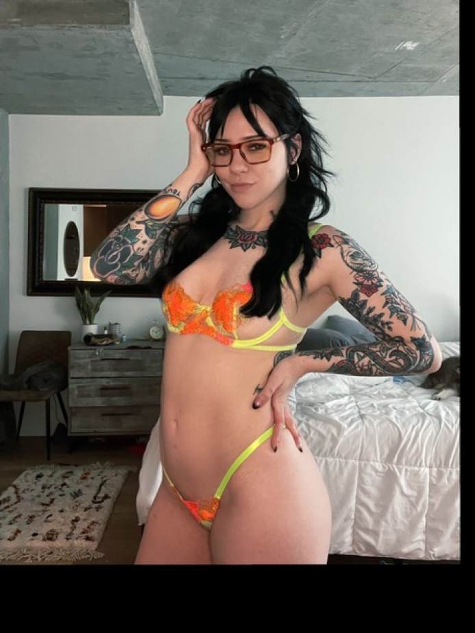 Leaks OnlyFans Photo #308 et a Secret Lover - Leaks OnlyFans Photo #308 et a Secret Lover -