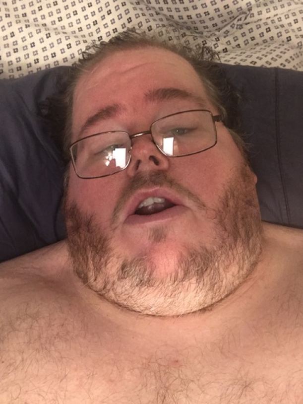 Man traps wife and sides with his mommy, ends up behind ... Review 899 Man traps wife and sides with his mommy, ends up behind ... Review 899