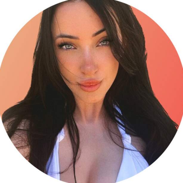 Michelle herrera y su madre desnuda Michelle herrera y su madre desnuda