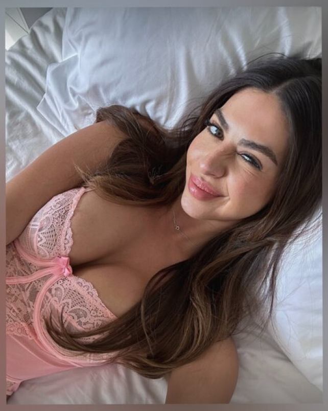 Michelle herrera y su madre desnuda Michelle herrera y su madre desnuda
