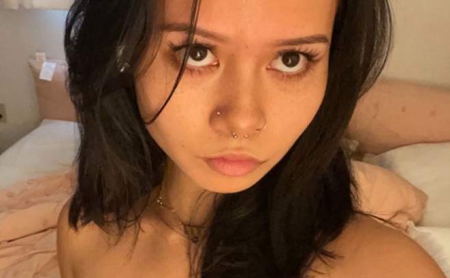 Millie Bobby Brown Nude Cardigan Video Promoting New ... Tips 716 Millie Bobby Brown Nude Cardigan Video Promoting New ... Tips 716