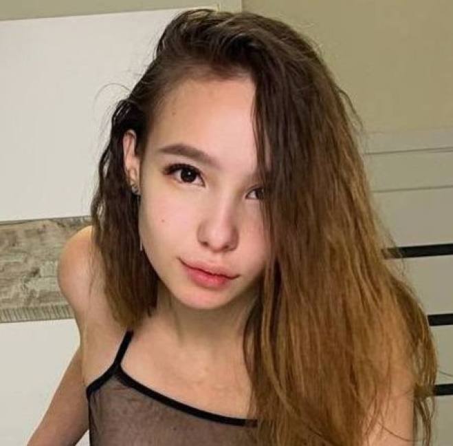 My New Stepsis Is Naked -- Alanna Pow My New Stepsis Is Naked -- Alanna Pow