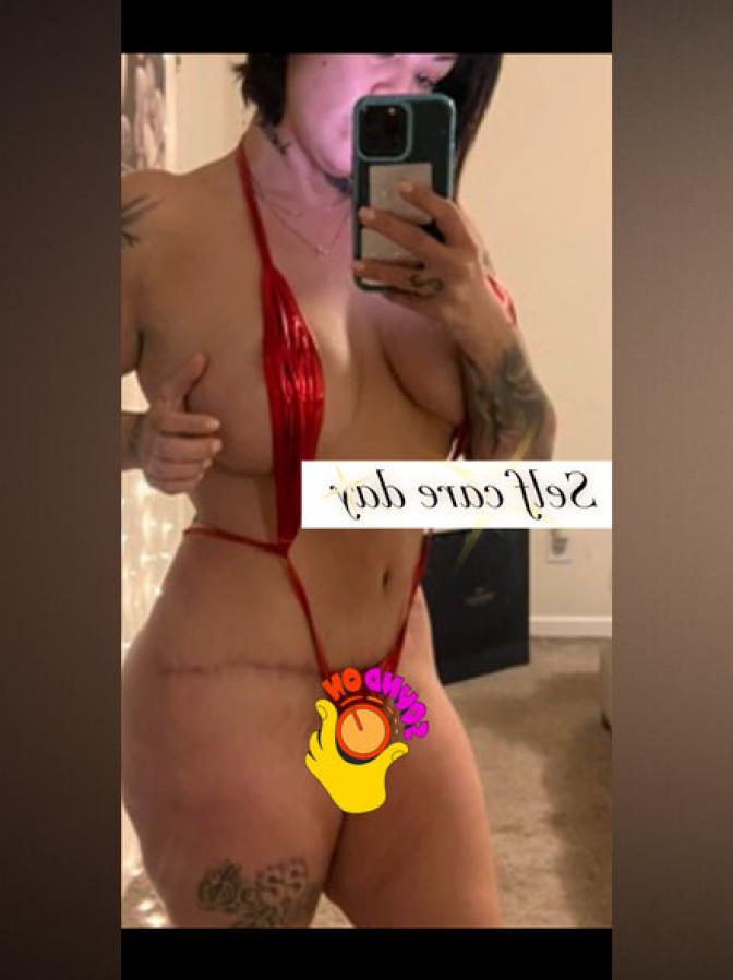 Ring Girl Sydney Thomas Addresses Her OnlyFans Page ... Facts 801 Ring Girl Sydney Thomas Addresses Her OnlyFans Page ... Facts 801