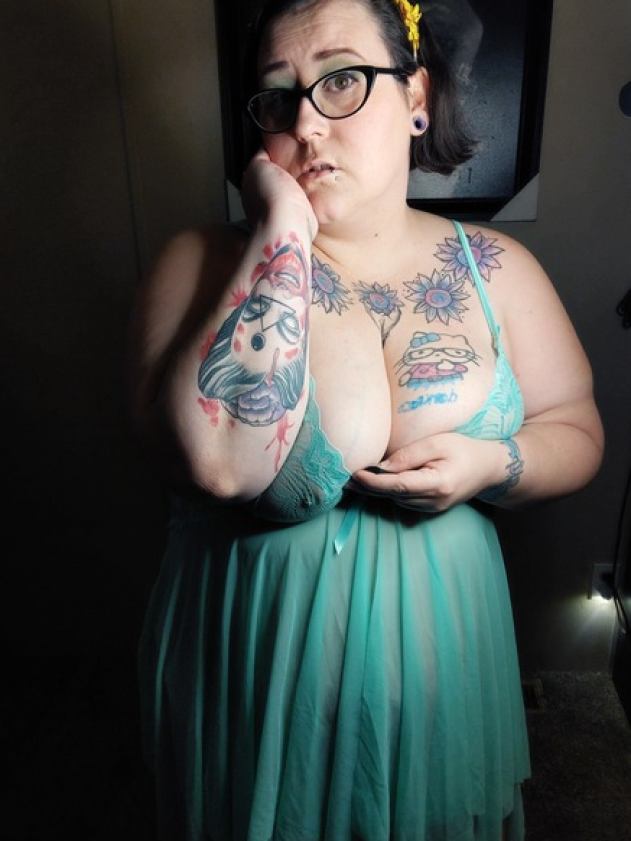 Roxiesinner (New) - Porn Photos & Videos Roxiesinner (New) - Porn Photos & Videos