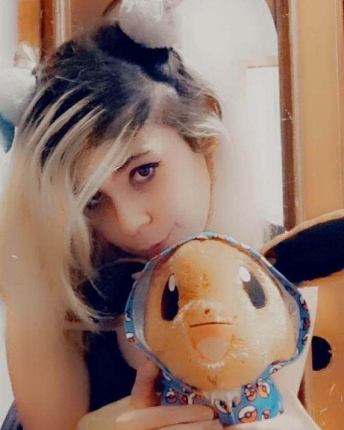 Rubi Rose's Superfan That Went Viral For Allegedly ... Review 32 Rubi Rose's Superfan That Went Viral For Allegedly ... Review 32