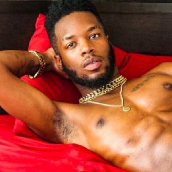 Tate McRae, 21, goes NAKED in racy 'It's ok, I'm ok' music ... Tate McRae, 21, goes NAKED in racy 'It's ok, I'm ok' music ...