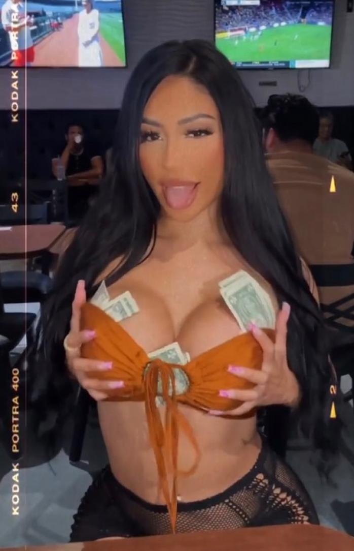 ToyStoryAndiee / toystoryandiee Nude Leaked Album Report 862 ToyStoryAndiee / toystoryandiee Nude Leaked Album Report 862