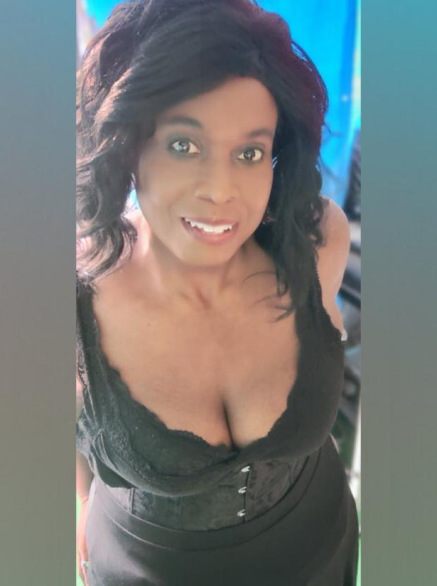 Vídeos pornôs com Gigiibunny Review 952 Vídeos pornôs com Gigiibunny Review 952