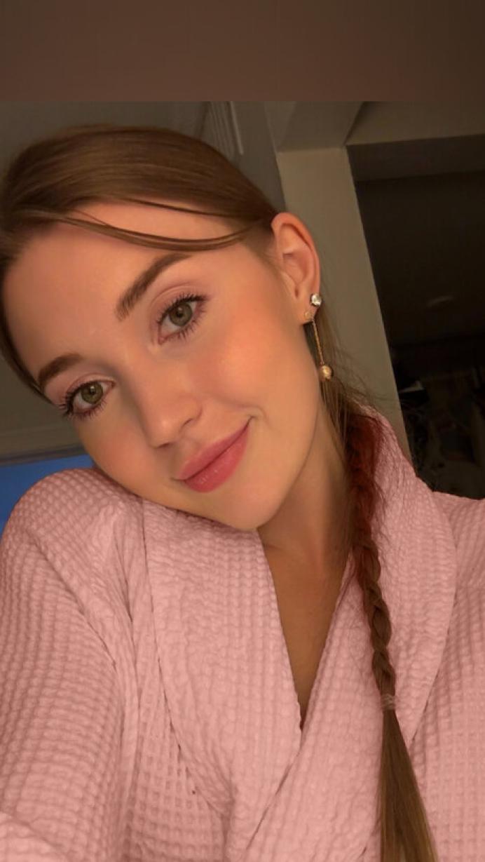 Valeria Cabrera (@imvaleryxo_) / Posts / X Insights 967 Valeria Cabrera (@imvaleryxo_) / Posts / X Insights 967